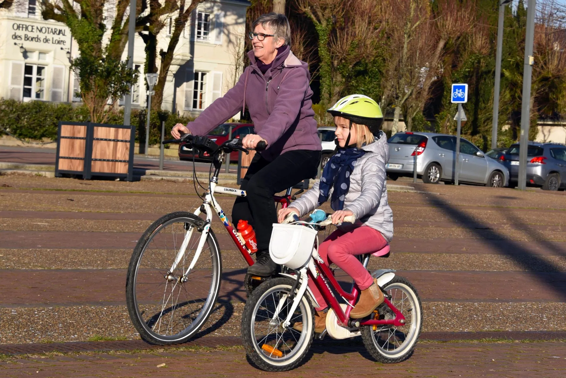 Cyclistes quai J-P Fougerat